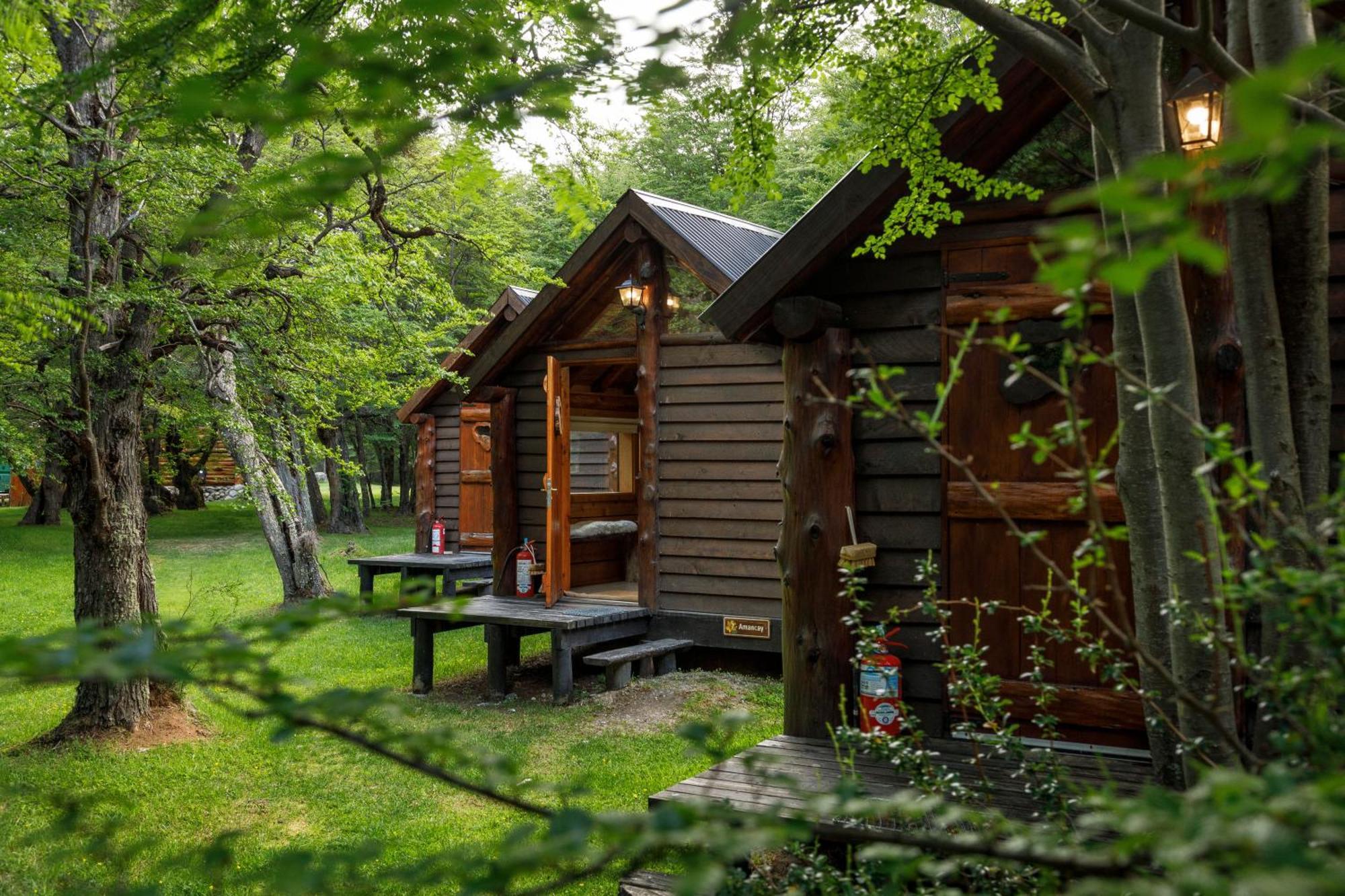 Laguna Condor - Refugio De Montana エル・チャルテン エクステリア 写真